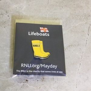 NWT Royal National Lifeboat Institute yellow welli Mayday pin